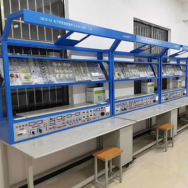 電子焊接裝配技術綜合實驗臺,柴油發動機總裝實驗裝置