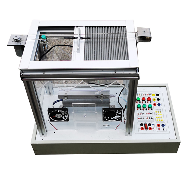 打破傳統教學模式，體驗互動式PLC實驗臺學習。(圖2)