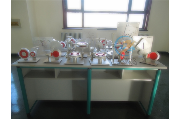 實訓室plc的型號怎么看(圖1)