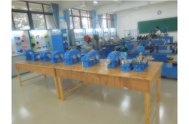 液壓實訓臺上的沖壓缸,機械創新實訓室(圖4)